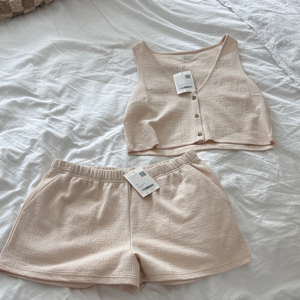 Oak and fort lightweight cream matching set